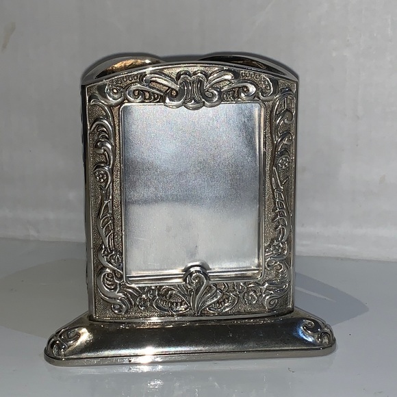 Vintage silver-plated 3 sided Godinger frame